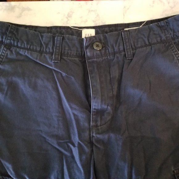 Gap Cargo Shorts - Size 29 - Picture 1 of 4